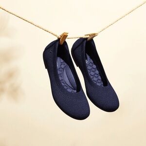 VIVAIA Round-Toe Flats (Claire) Sz:39.5 Navy